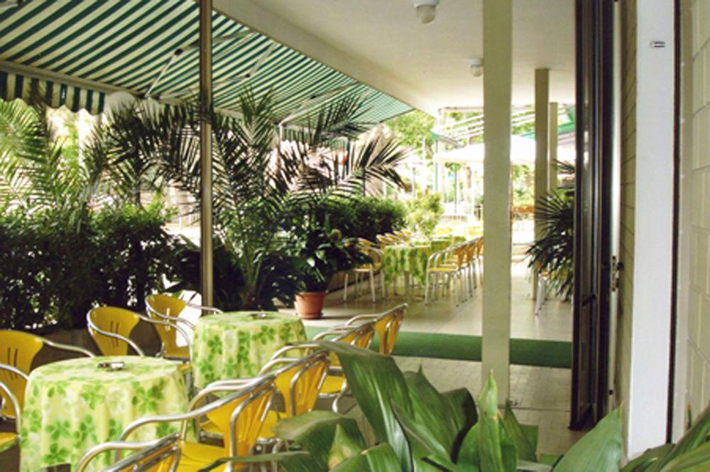 Hotel Leda Rimini Exterior photo