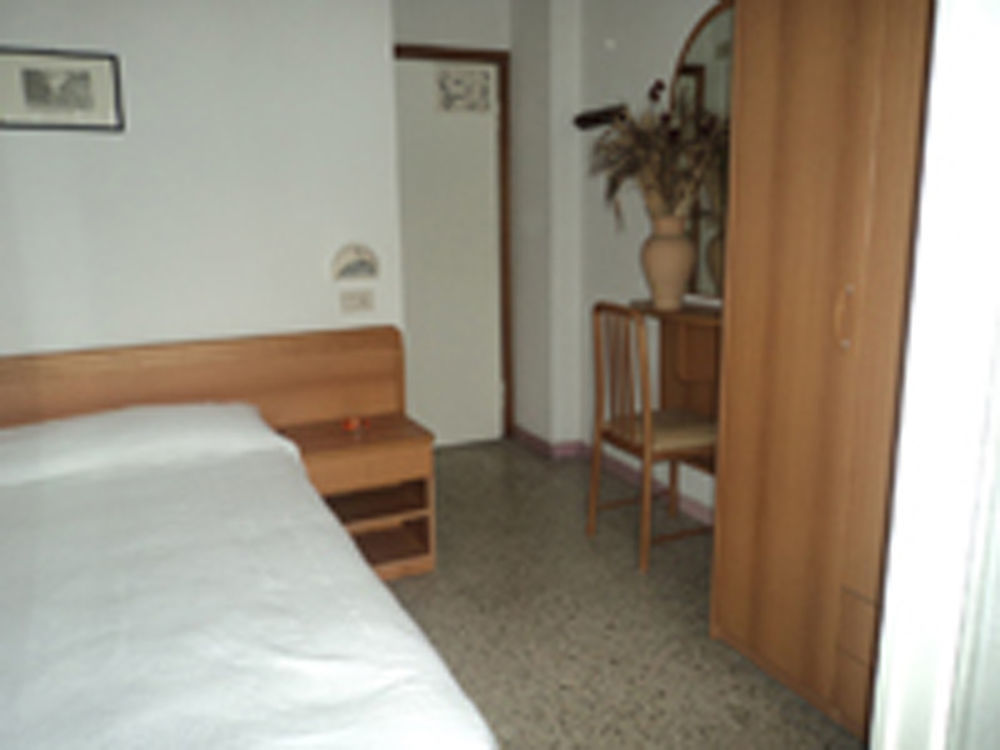 Hotel Leda Rimini Exterior photo