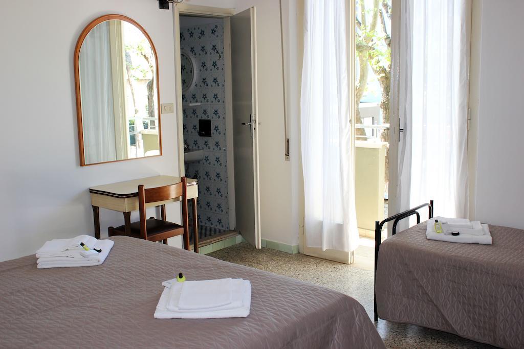 Hotel Leda Rimini Room photo