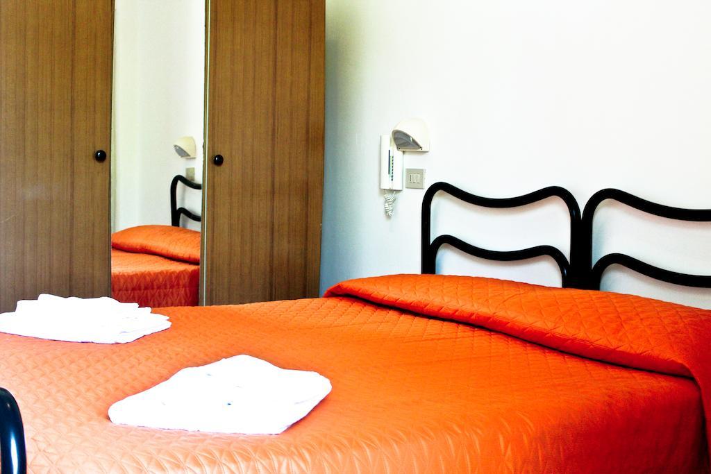 Hotel Leda Rimini Room photo
